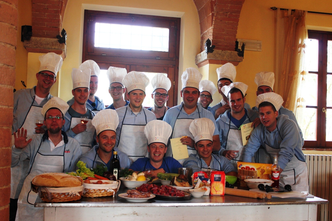Group picture before cooking