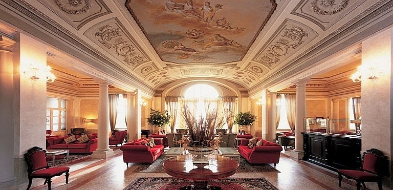 Relaxing lounge of a luxury hotel in Pisa