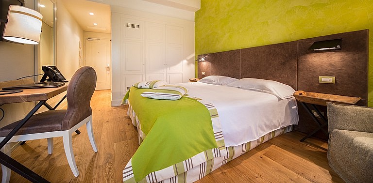 Very elegant bedroom in hotel in golf resort