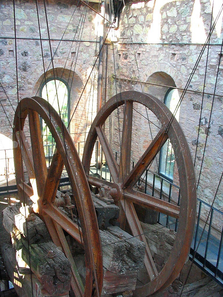Winches for extracting copper from the underground tunnels