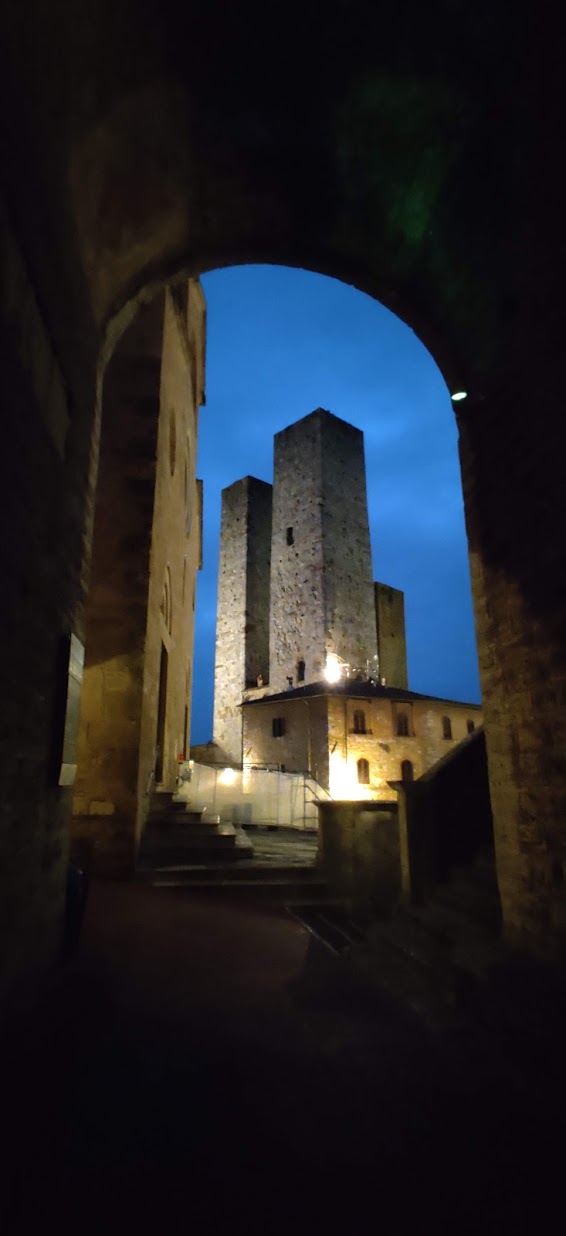 The amazing skyline of San Gimignano