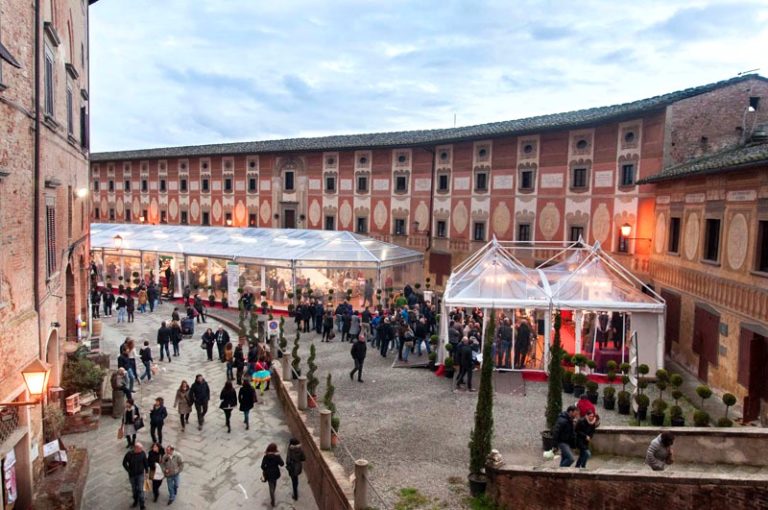 A moment of the truffle festival in November