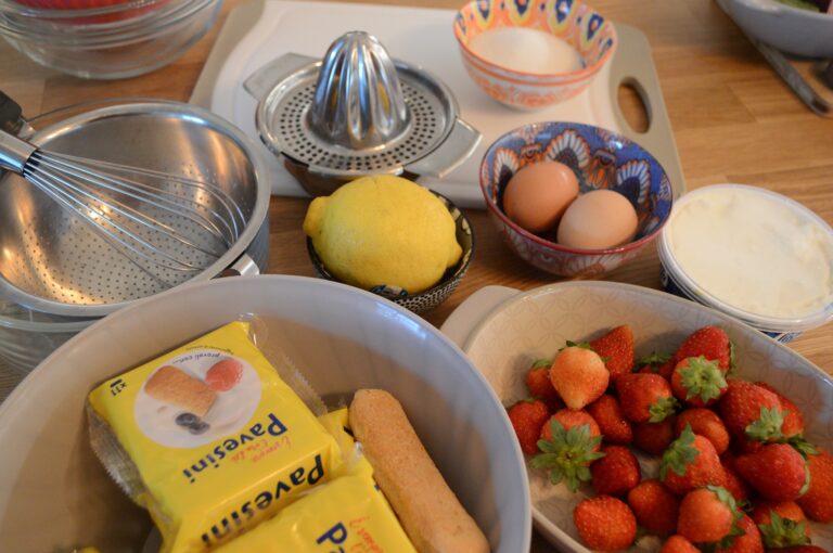 Getting ready to prepare an amazing strawberry tiramisu