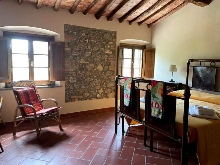 Comfortable double bedroom