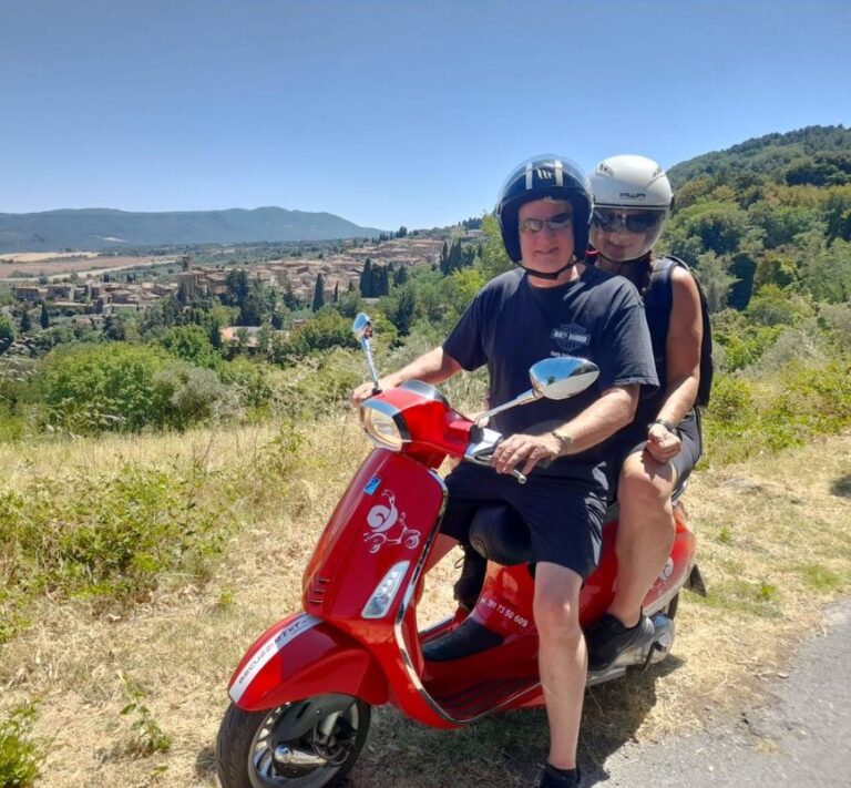 Vespa tour in Tuscany