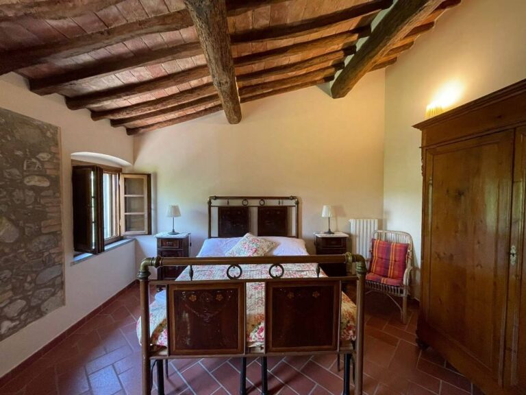 Private villa in the Tuscan countryside
