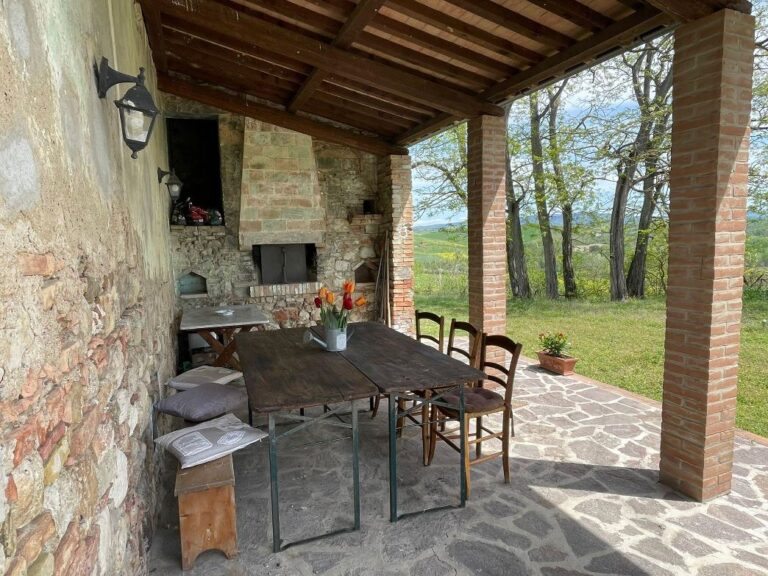 Wood burning oven at guest's disposal