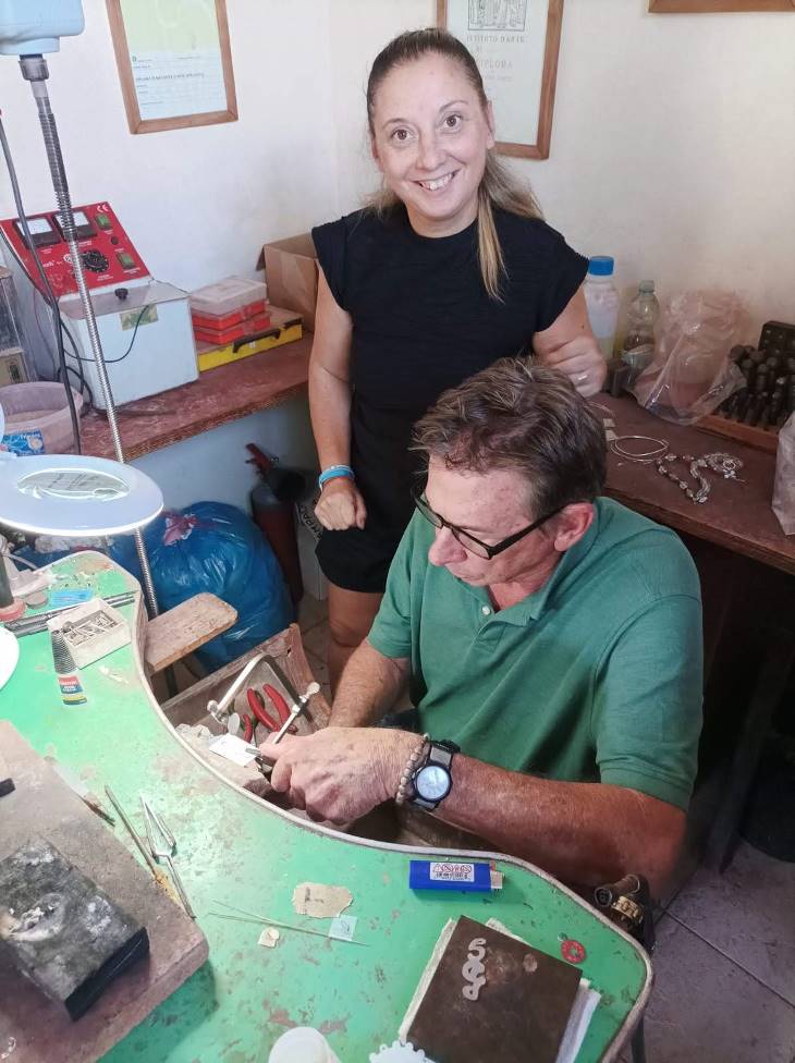 Jewellery class with Arianna & Friends in Tuscany