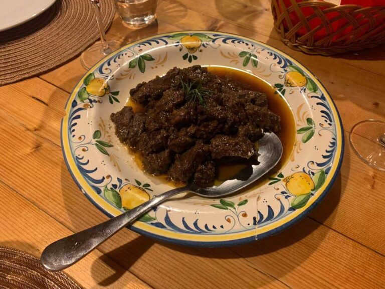 Private cooking class at Rita's farm in Montefoscoli