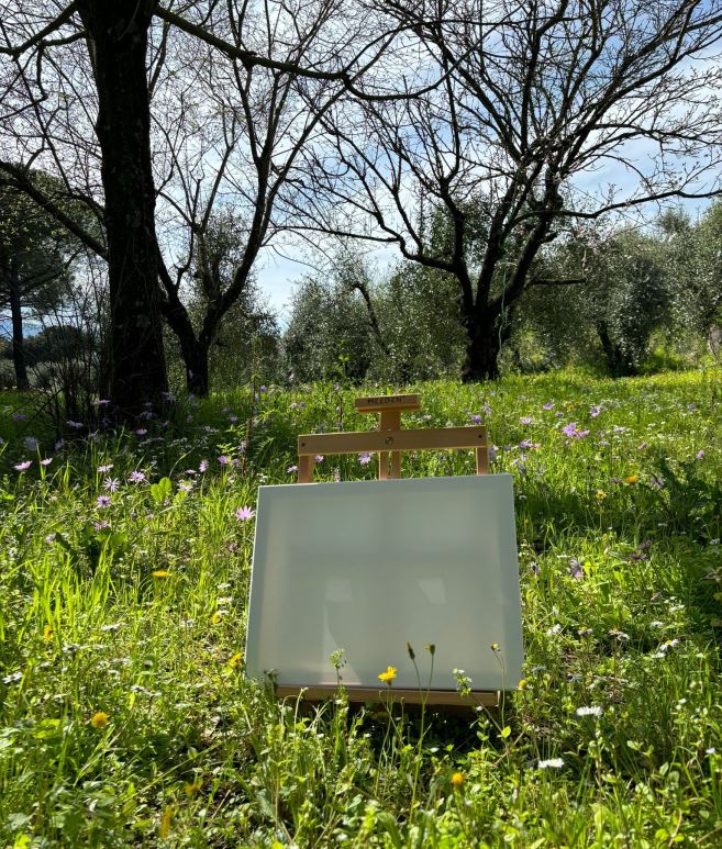 Painting in the Tuscan countryside