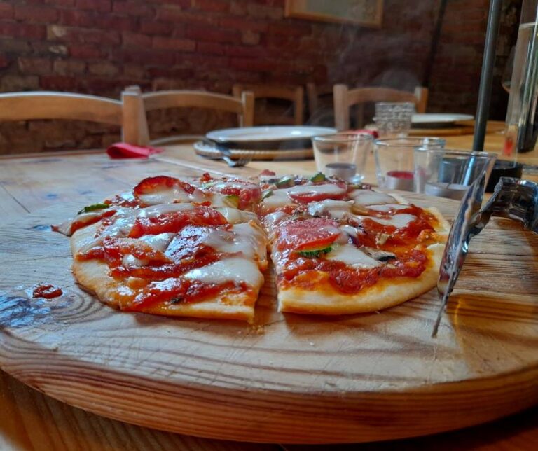 Oven baked pizza