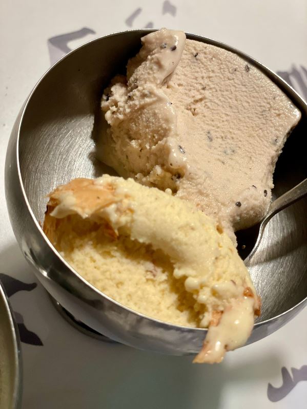 Stop for a gelato in Peccioli in the valdera area