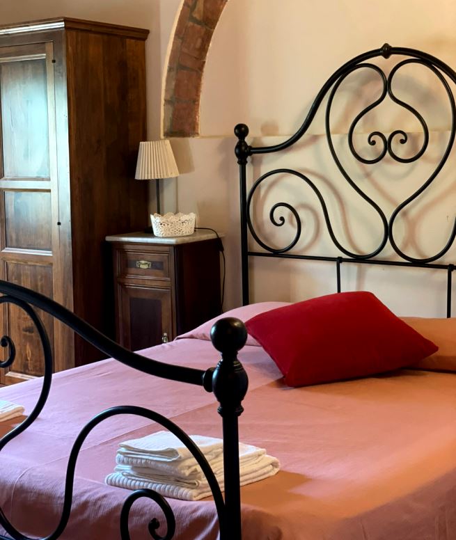 Double bedroom at the private villa near Lajatico