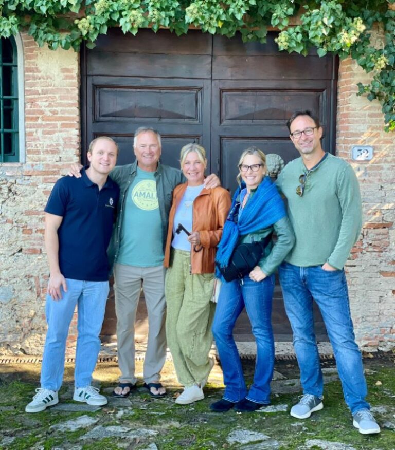 Private guided tour to the abbey in Morrona with wine tasting and lunch