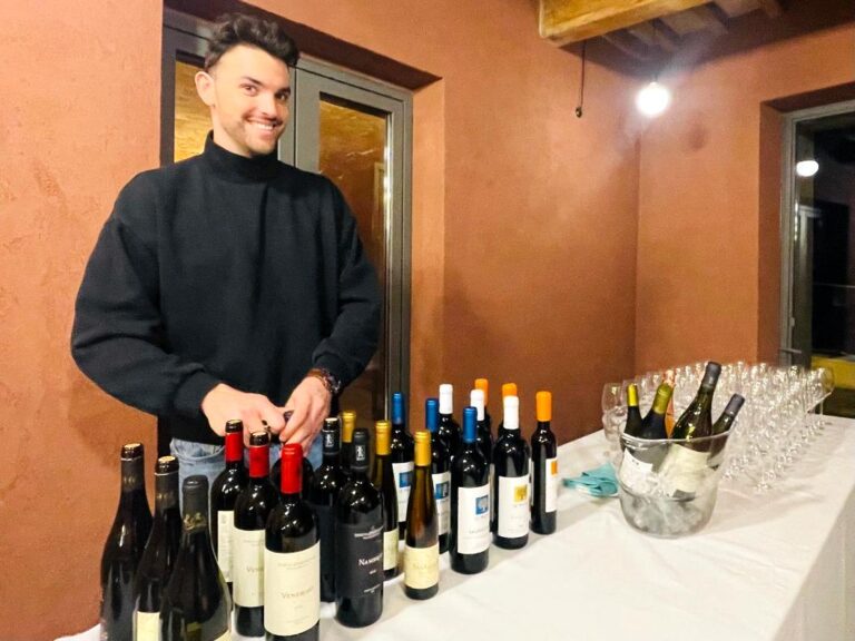 Wine tasting arranged at your Tuscan villa