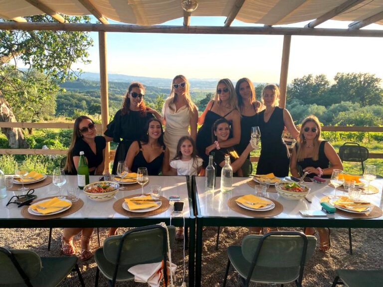 Cooking class for groups at Rita's farm in the countryside