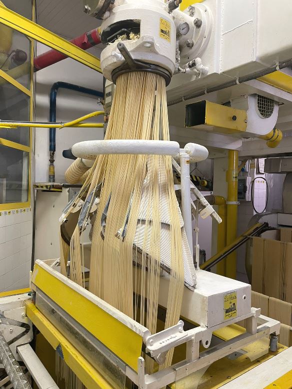 Visit to the pasta company in lari