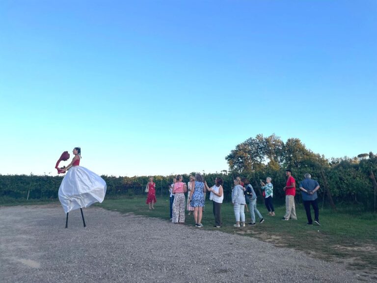 A great night focused on wine and art organized by the staff of the winery in cooperation with Arianna & Friends