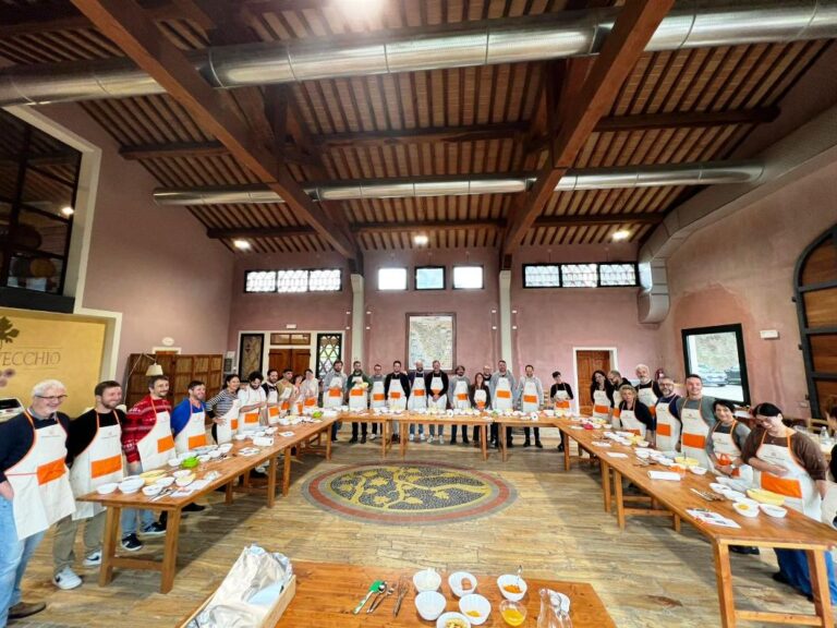 Group class at the winery near Terricciola