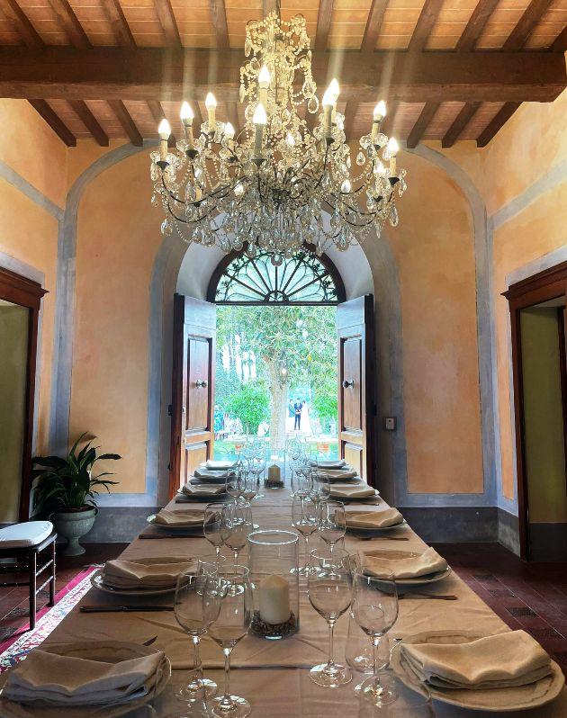 The table is ready to receive a wedding party