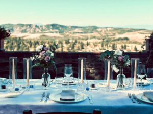 Wedding table ready for the dinner