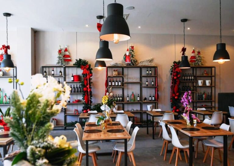 The restaurant where our butcher is used to serve his best meat