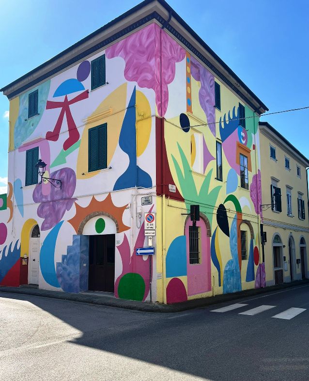 The beautiful village of Riparbella, where wine meets history