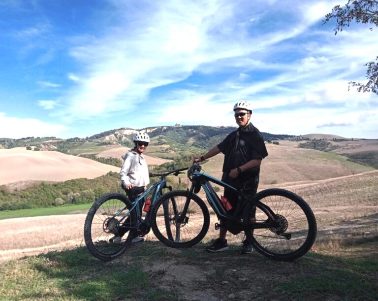 Private e-bike tour in Volterra area